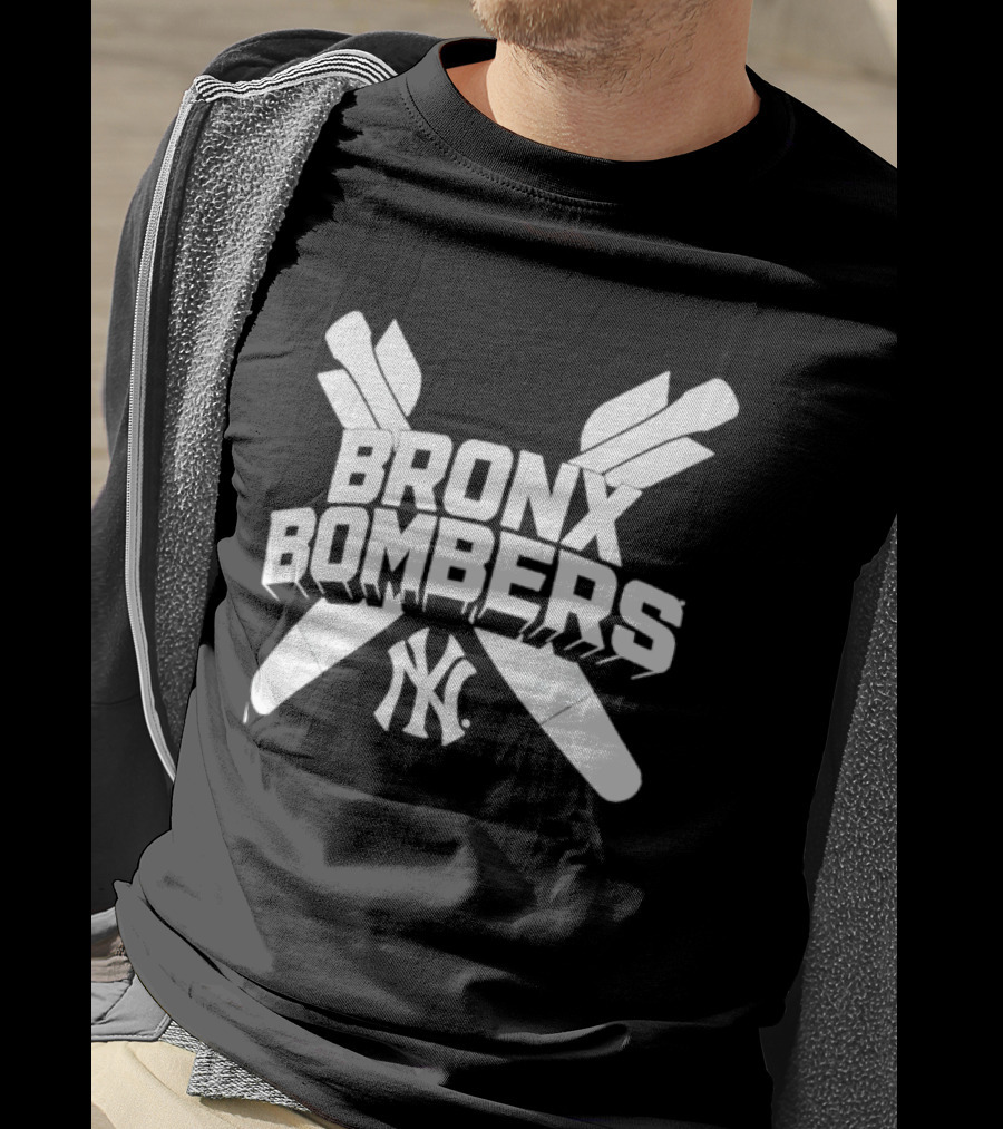 New York Yankees Bronx Bombers NY Logo With Baseball Bats T-Shirt