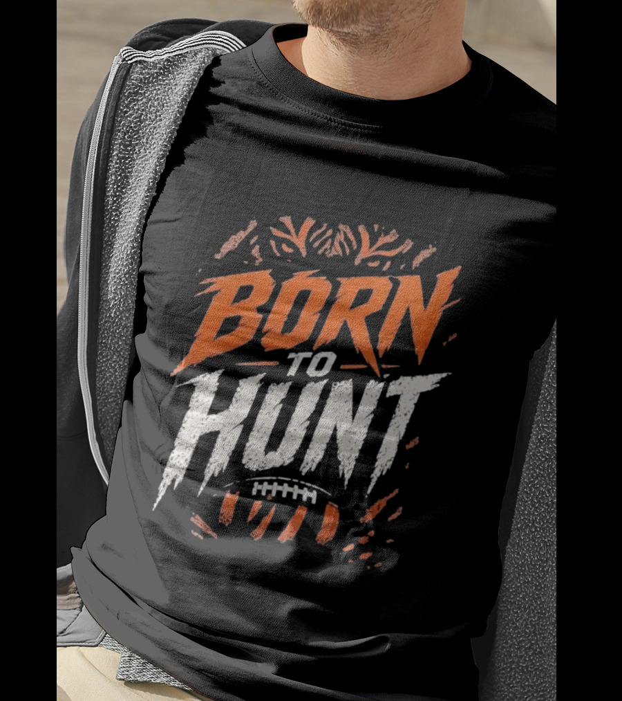 Born To Hunt Tiger Football Ball Print T-Shirt