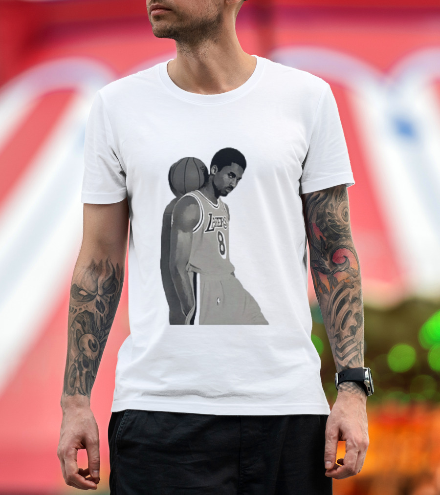 Kobe Bryant LA Lakers NBA Legend Iconic Number 8 T-Shirt