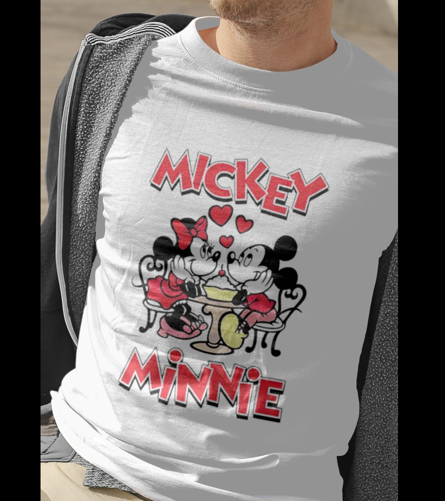 Mickey Minnie Romantic Valentine's Day Hearts And Cafe Scene T-Shirt