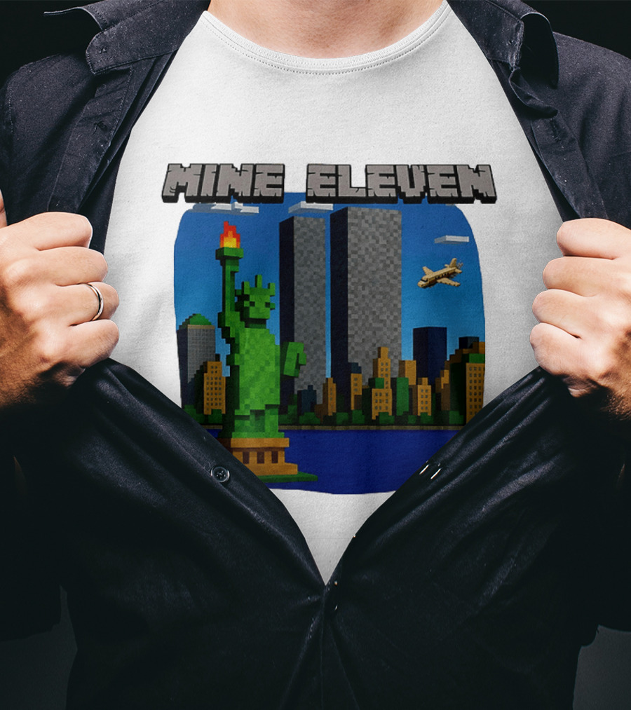 Mine Eleven Pixel City Statue Vector World Twin Towers Scene T-Shirt