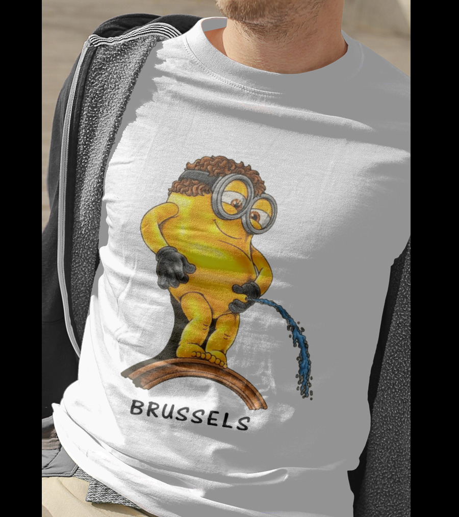 Brussels Pee Minion Parody Manneken Pis T-Shirt