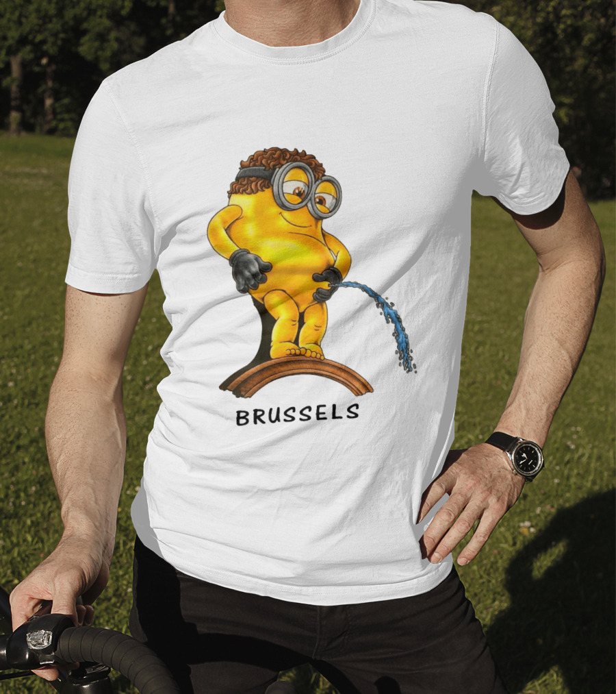 Brussels Pee Minion Parody Manneken Pis T-Shirt