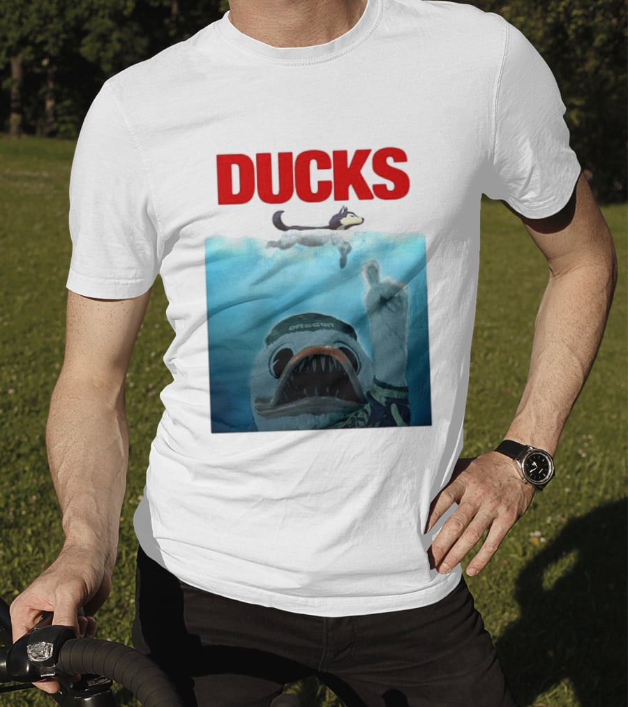 Oregon Ducks Jaws Parody With Washington Huskies Rivalry T-Shirt