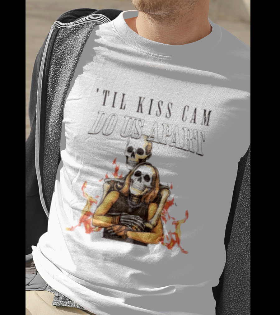 Til Kiss Cam Do Us Part Skeleton Halloween Flames T-Shirt