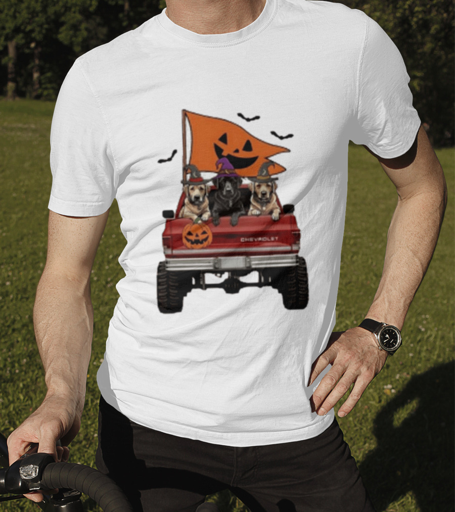 Chevrolet Halloween Dogs In Truck With Pumpkin And Bats T-Shirt