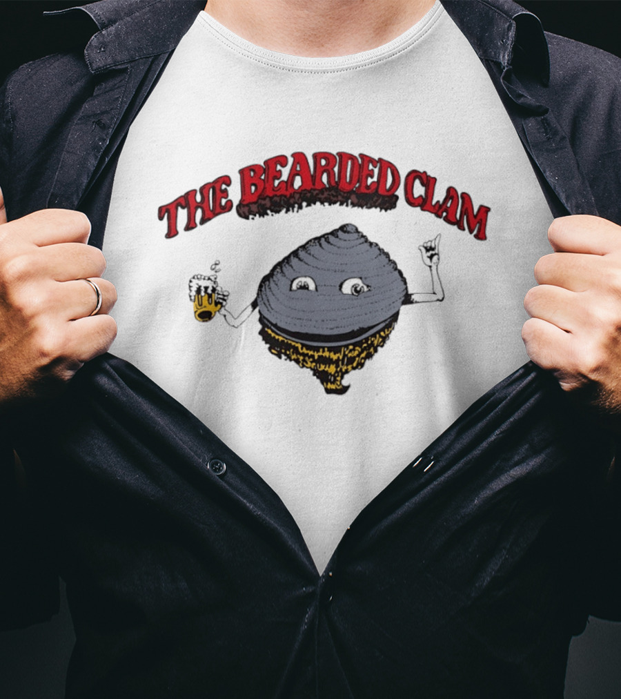 The Bearded Clam Cartoon Drinking Beer T-Shirt