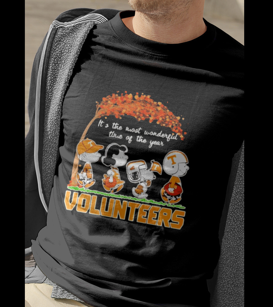 Peanuts Characters Tennessee Volunteers It's The Most Wonderful Time Of The Year T-Shirt