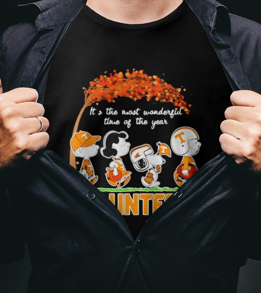 Peanuts Characters Tennessee Volunteers It's The Most Wonderful Time Of The Year T-Shirt