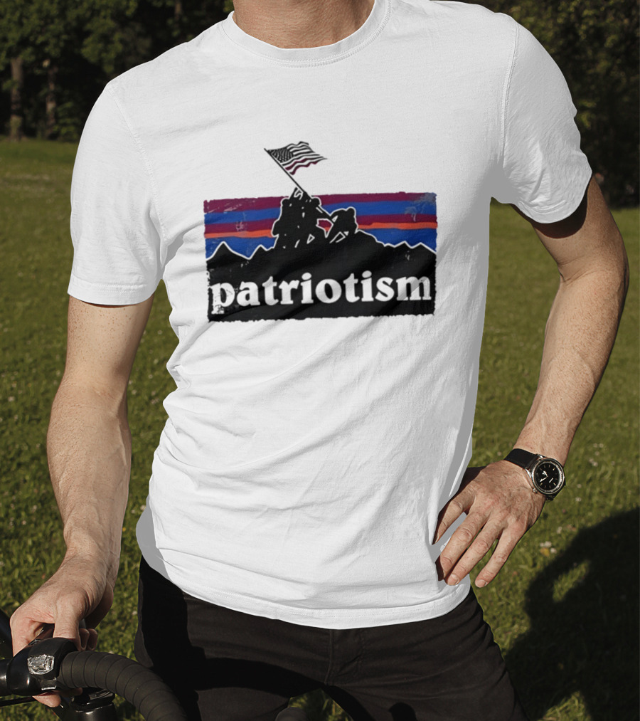 Patriotism Distressed Iwo Jima Flag Raising Retro Stripes T-Shirt