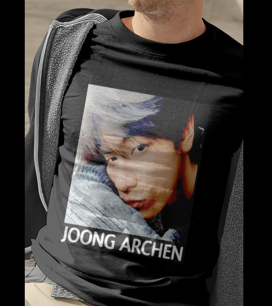 Joong Archen Thai Actor Close Up Pillow T-Shirt