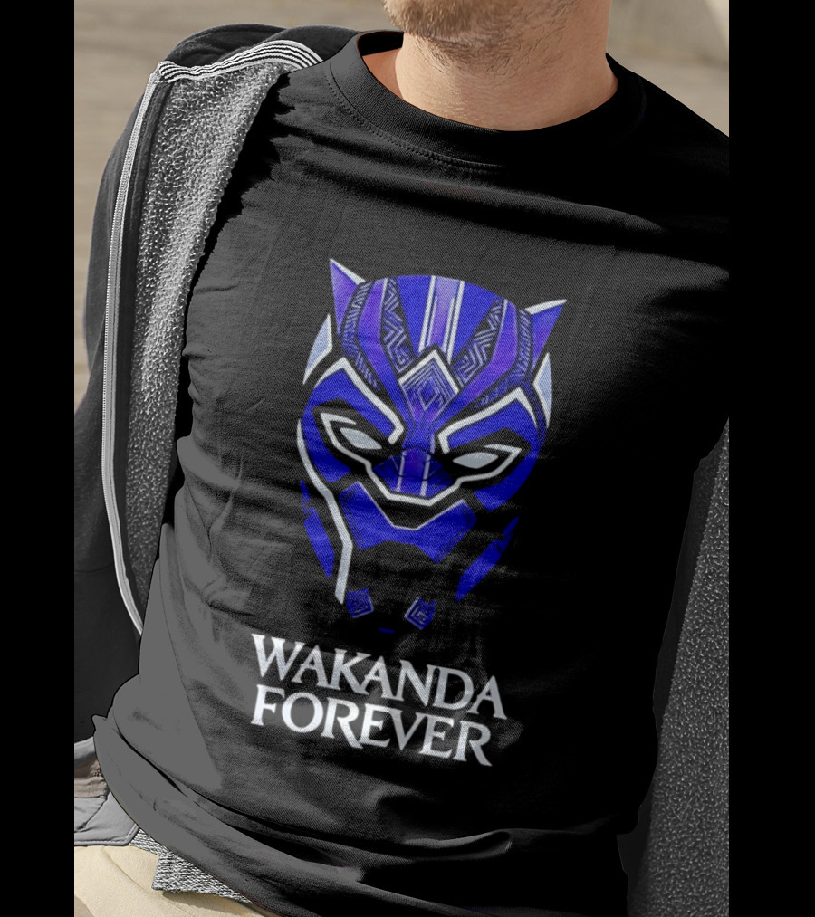 Wakanda Forever Blue Black Panther Mask Marvel T-Shirt