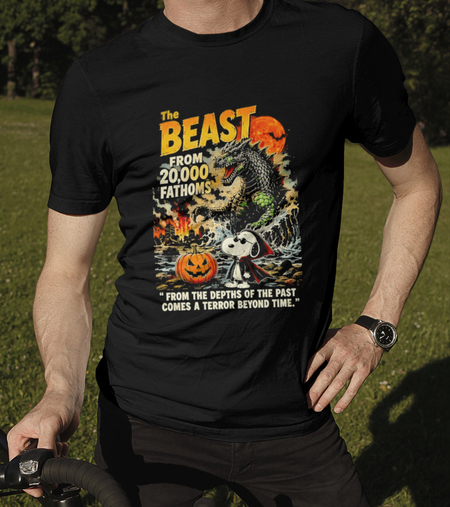 Snoopy And The Beast From 20000 Fathoms Halloween Pumpkin Terror T-Shirt