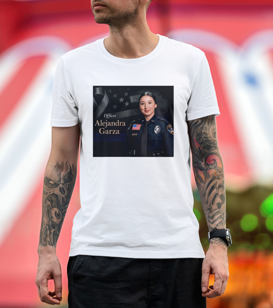 Officer Alejandra Garza Memorial Tribute With Flag And Ribbon T-Shirt