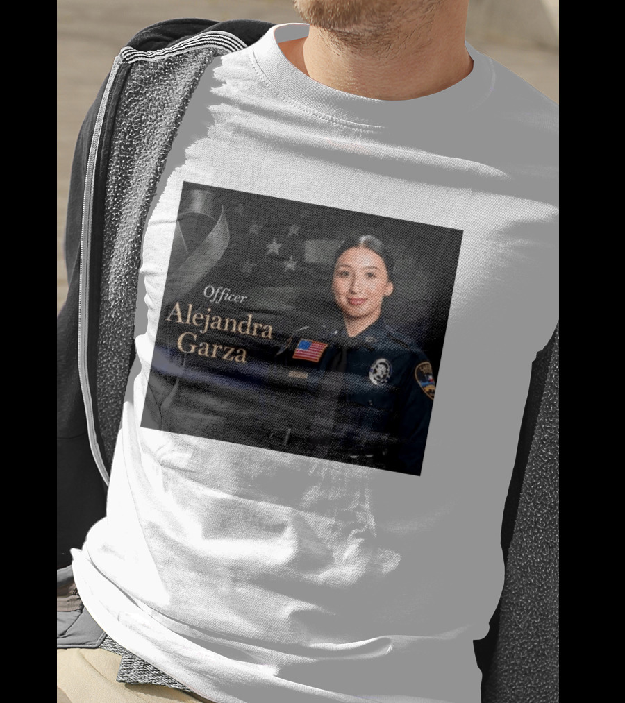 Officer Alejandra Garza Memorial Tribute With Flag And Ribbon T-Shirt