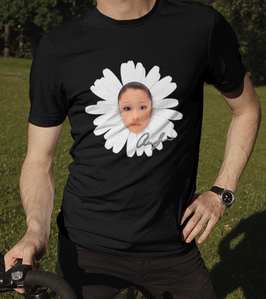 Ariana Petal Daisy Meme Face Cute Signature T-Shirt
