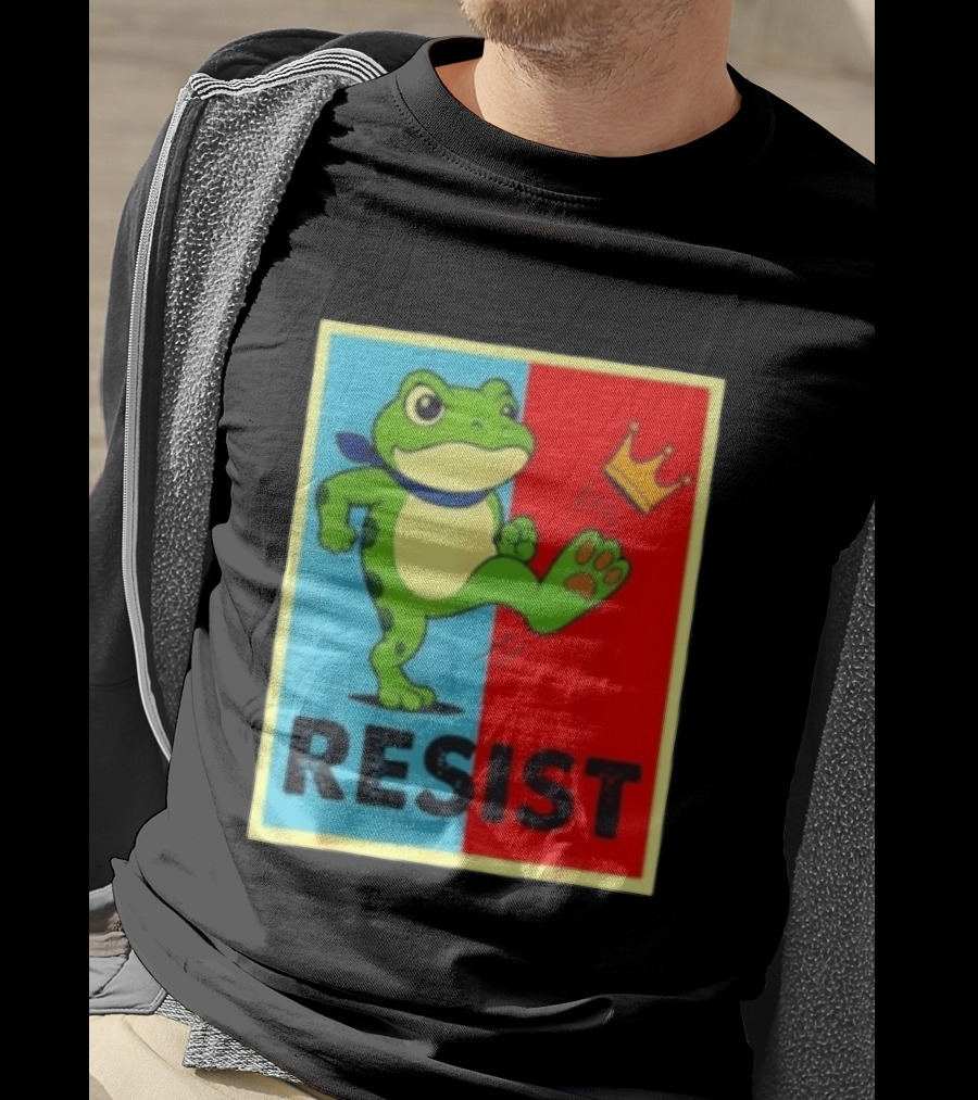 Resist Frog Kicking Crown Icon No Kings T-Shirt
