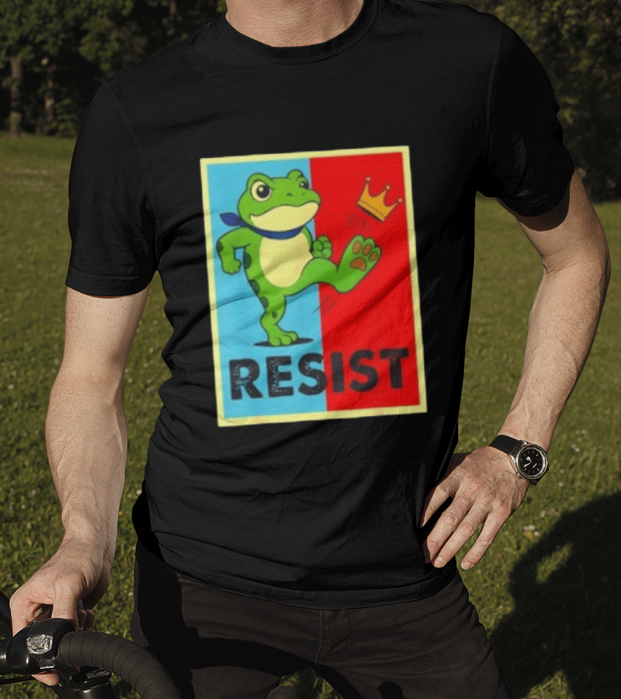 Resist Frog Kicking Crown Icon No Kings T-Shirt