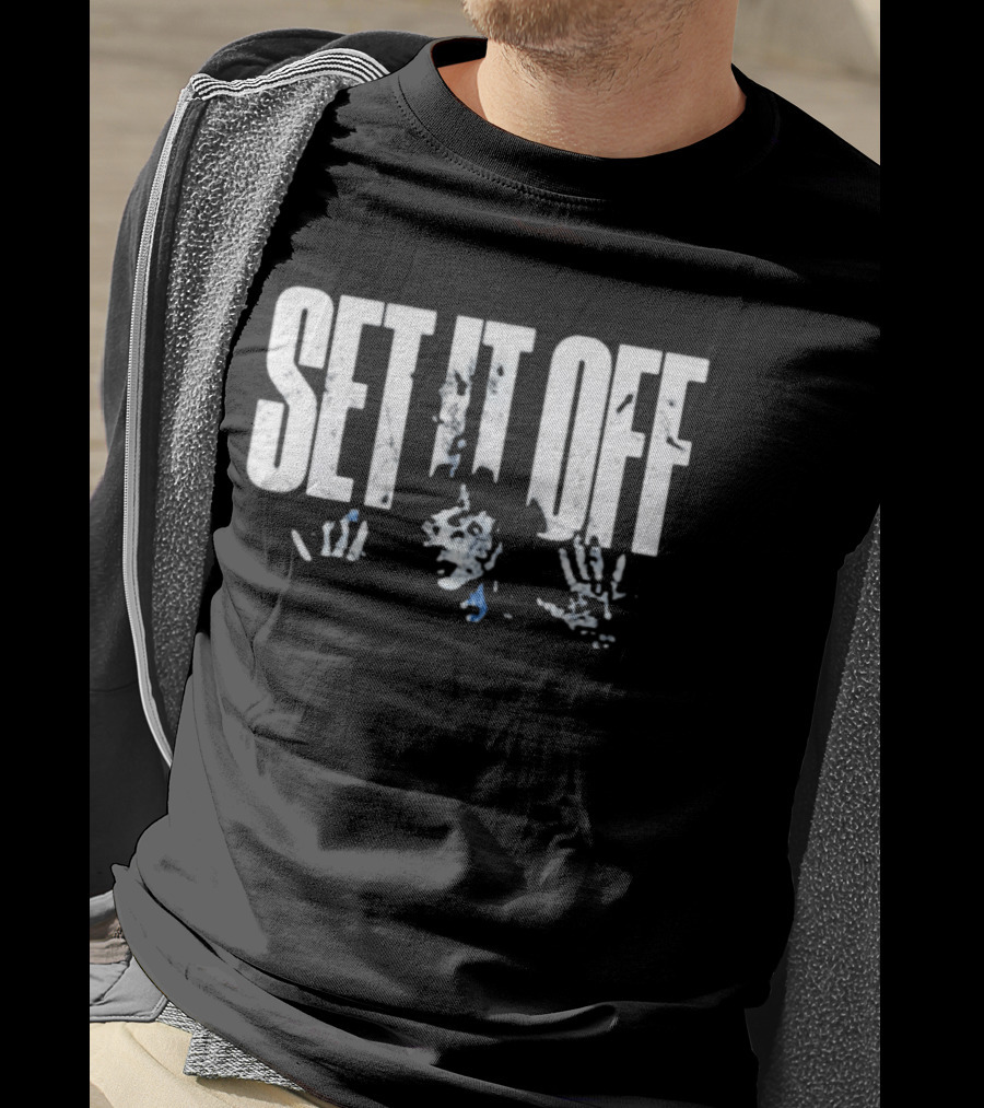 Set It Off Cracked Text With Blue Paint Effect T-Shirt