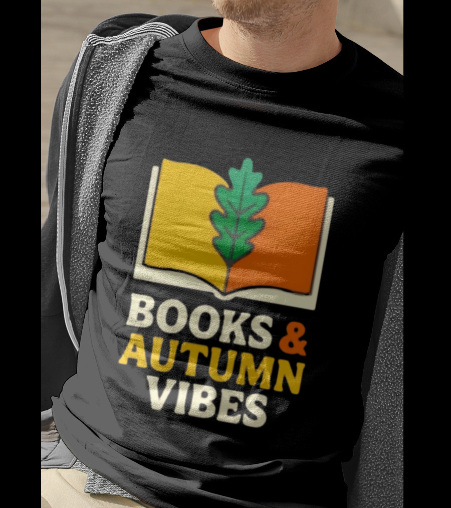 Books And Autumn Vibes Cozy Reading Season T-Shirt