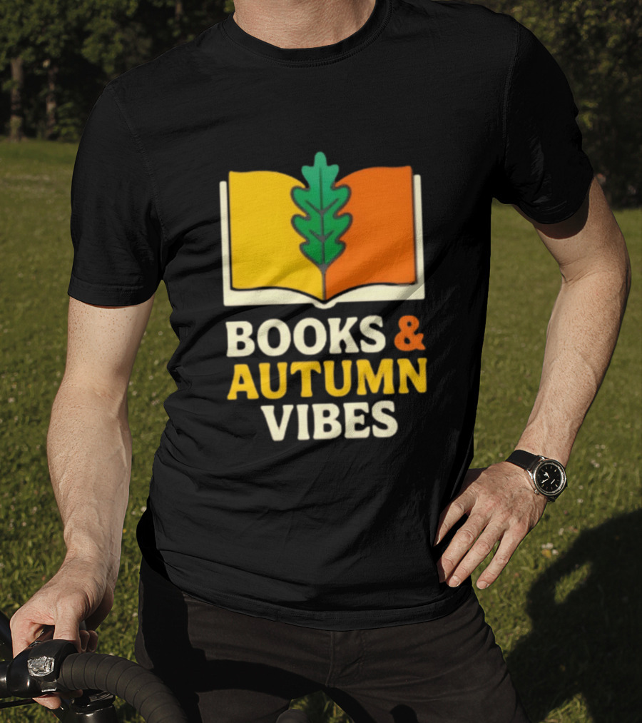 Books And Autumn Vibes Cozy Reading Season T-Shirt