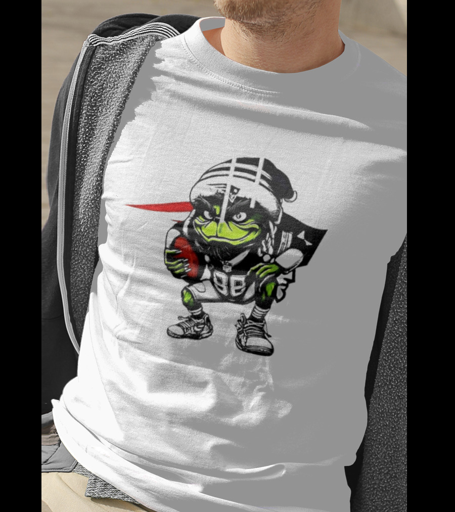 New England Patriots Grinch Christmas Football Collaboration T-Shirt