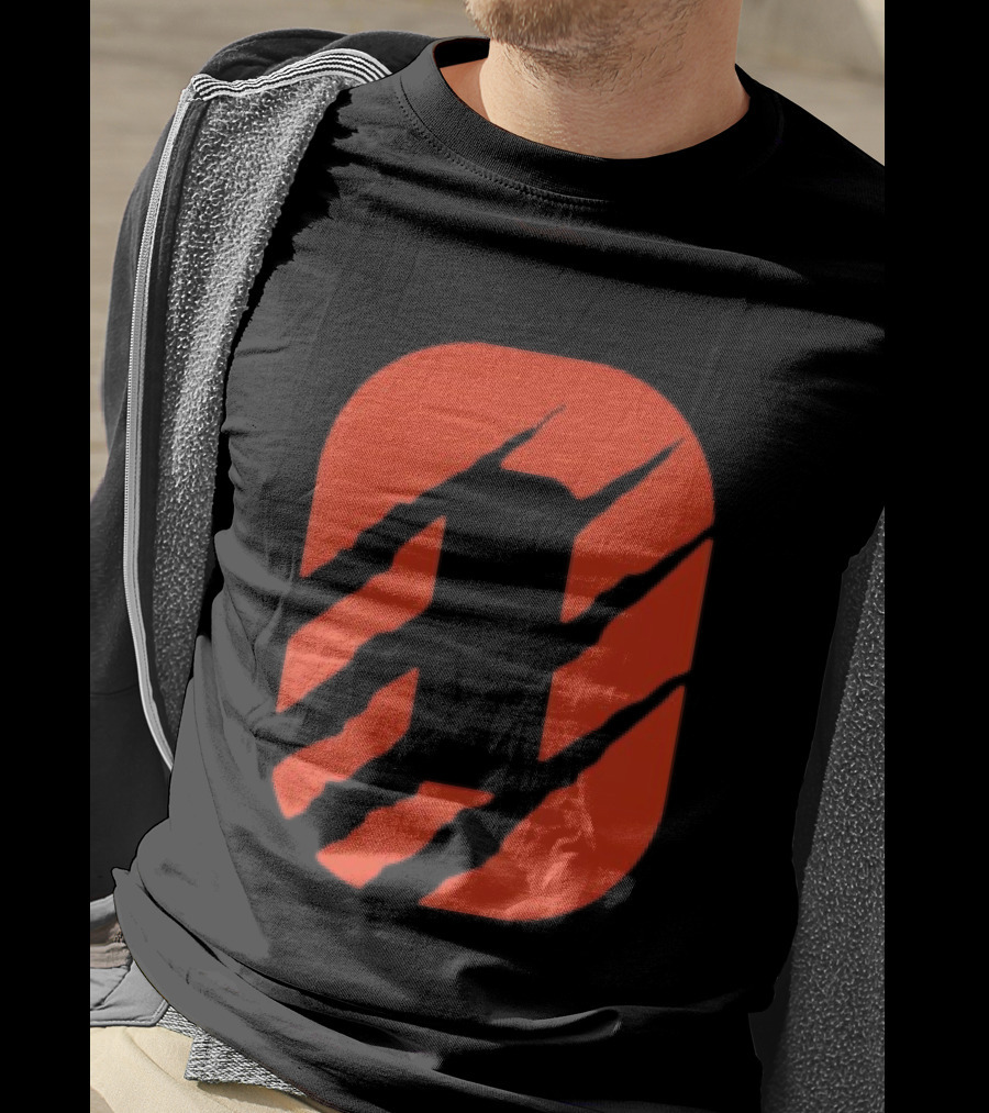 Cincinnati Bengals Clawed Stripes T-Shirt