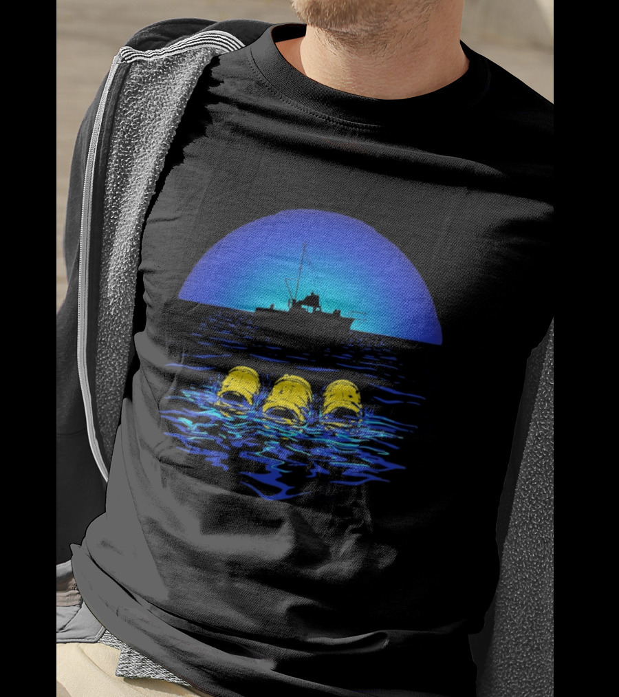 Jaws Orca Boat With Yellow Barrels Steven Spielberg Retro Ocean Scene T-Shirt