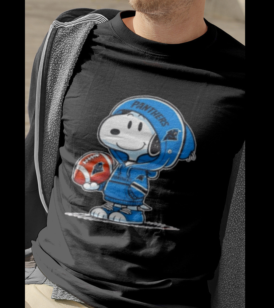 Snoopy Carolina Panthers Fan Holding Football Peanuts T-Shirt
