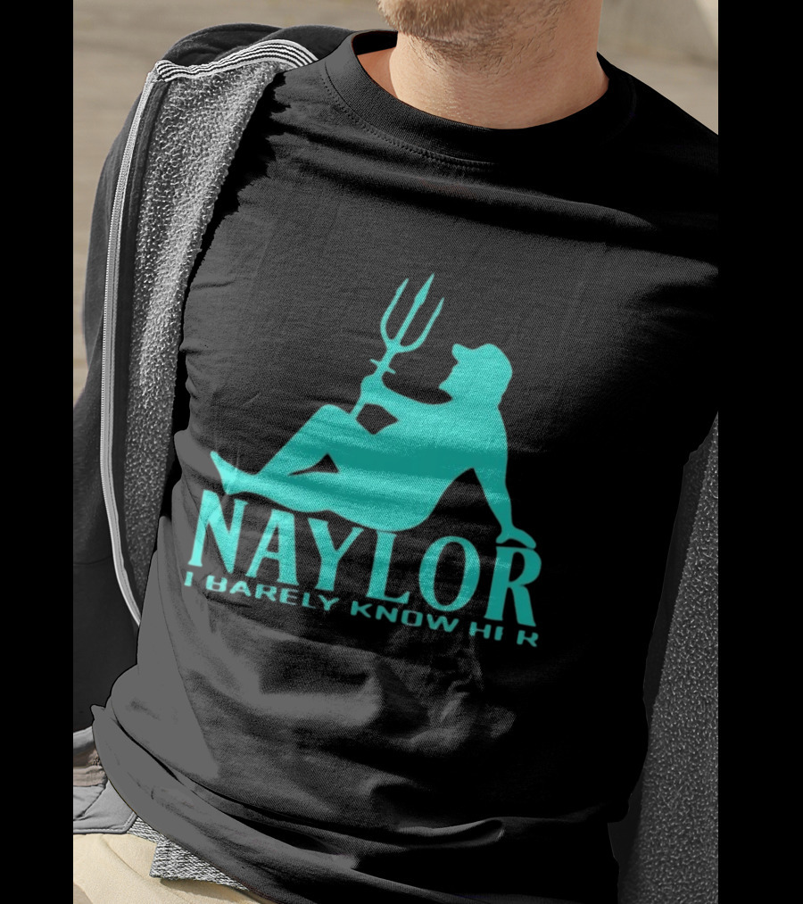 Naylor I Barely Know Her Mariners Trident Pose T-Shirt