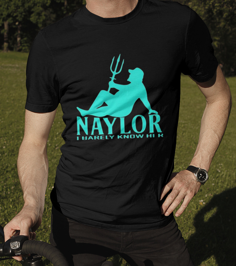 Naylor I Barely Know Her Mariners Trident Pose T-Shirt