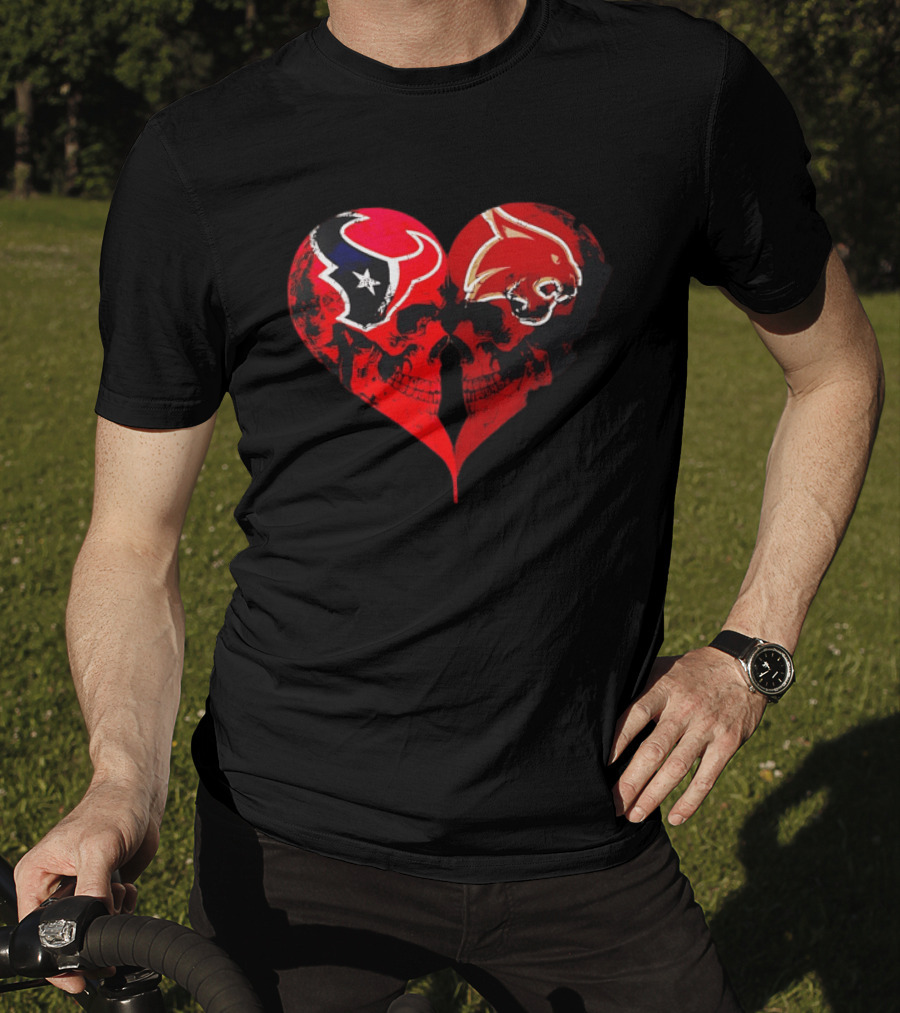 Houston Texans And Tampa Bay Buccaneers Skulls Heart Shape Distressed T-Shirt