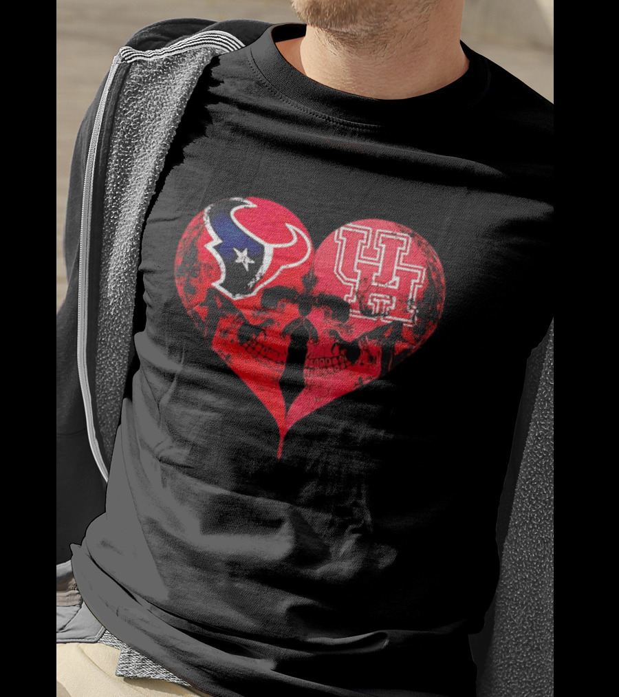 Houston Texans University Of Houston Cougars Heart Shaped Skulls Football Fans T-Shirt