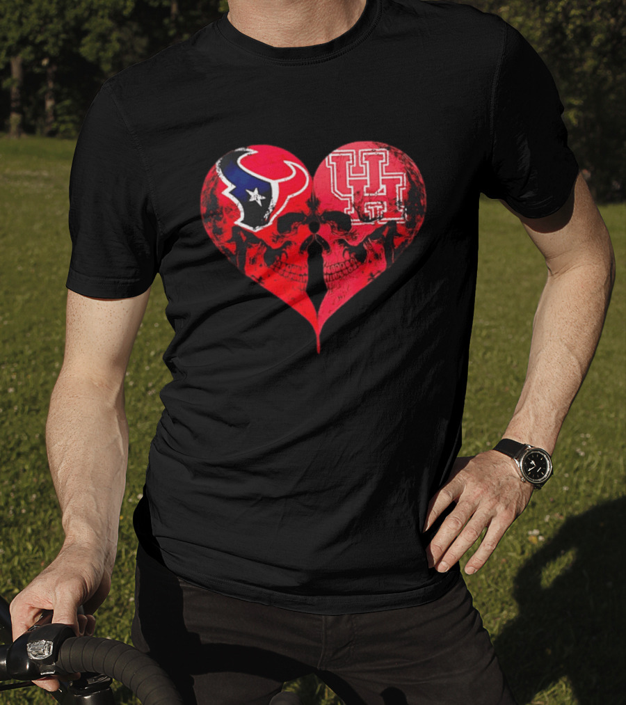 Houston Texans University Of Houston Cougars Heart Shaped Skulls Football Fans T-Shirt