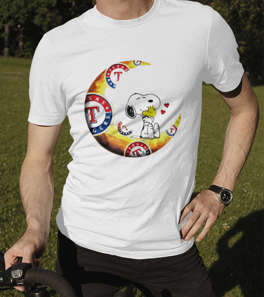 Snoopy Woodstock Texas Rangers Moon Baseball Fan Celebration T-Shirt