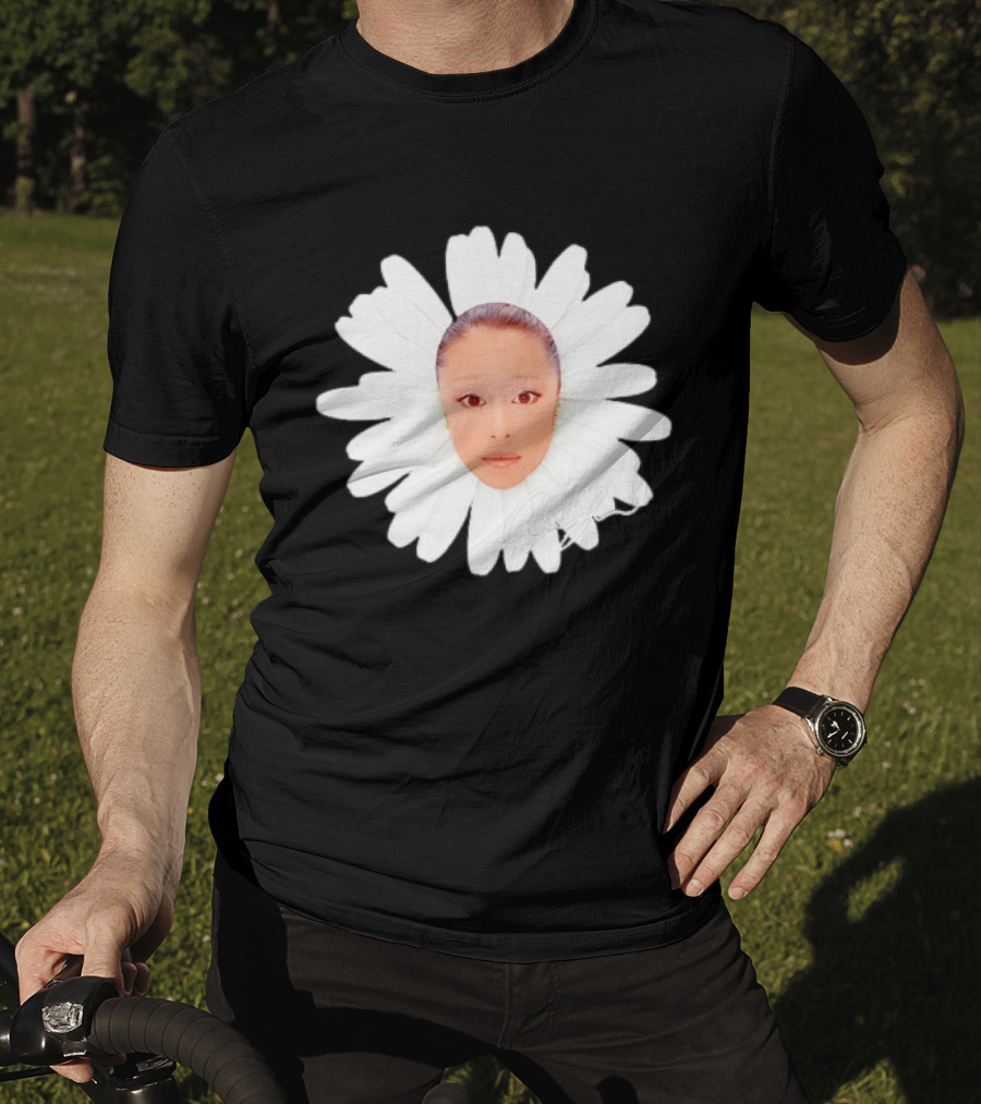 Ariana Grande Daisy Flower Face With Signature T-Shirt