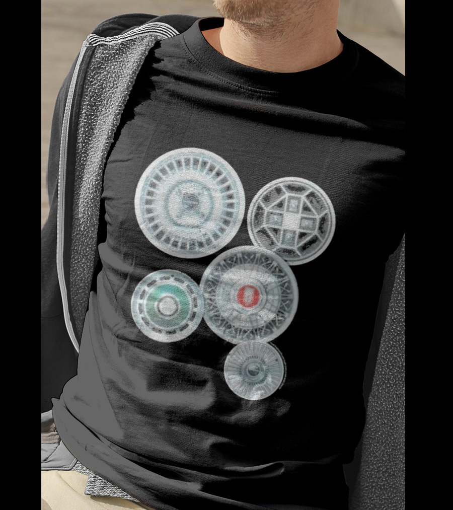 Vintage Ford Hubcaps Collection Classic Car Enthusiast Retro Wheels T-Shirt