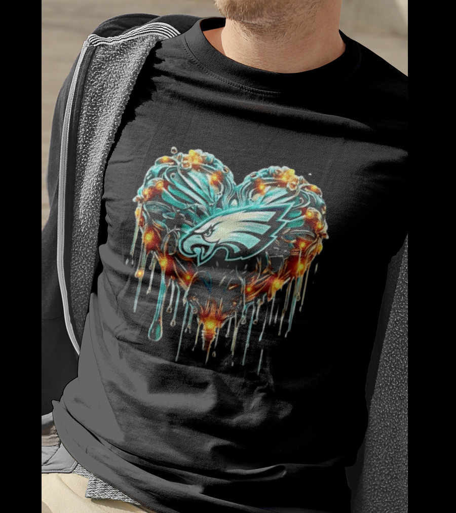 Philadelphia Eagles Heart Caramel Dripping Effect T-Shirt
