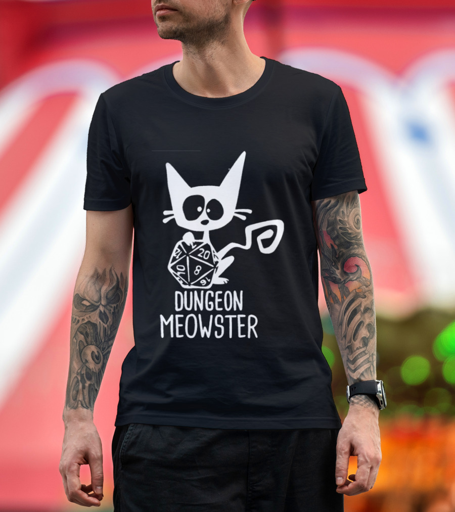 Dungeon Meowster Cat Holding D20 Dice Dungeons And Dragons T-Shirt