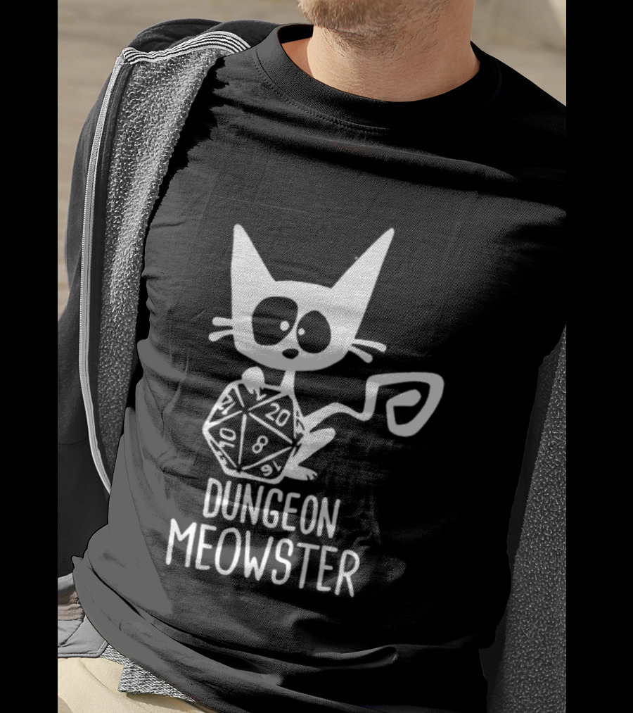 Dungeon Meowster Cat Holding D20 Dice Dungeons And Dragons T-Shirt