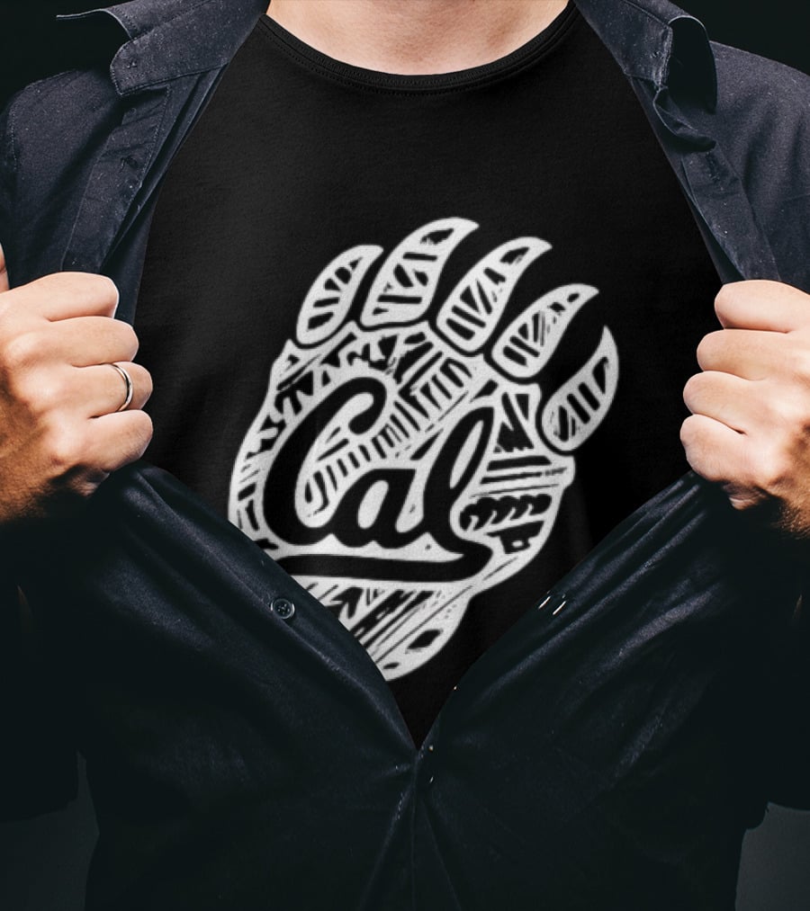 Trending Chicago Bears Football Bear Paw Cal T-Shirt