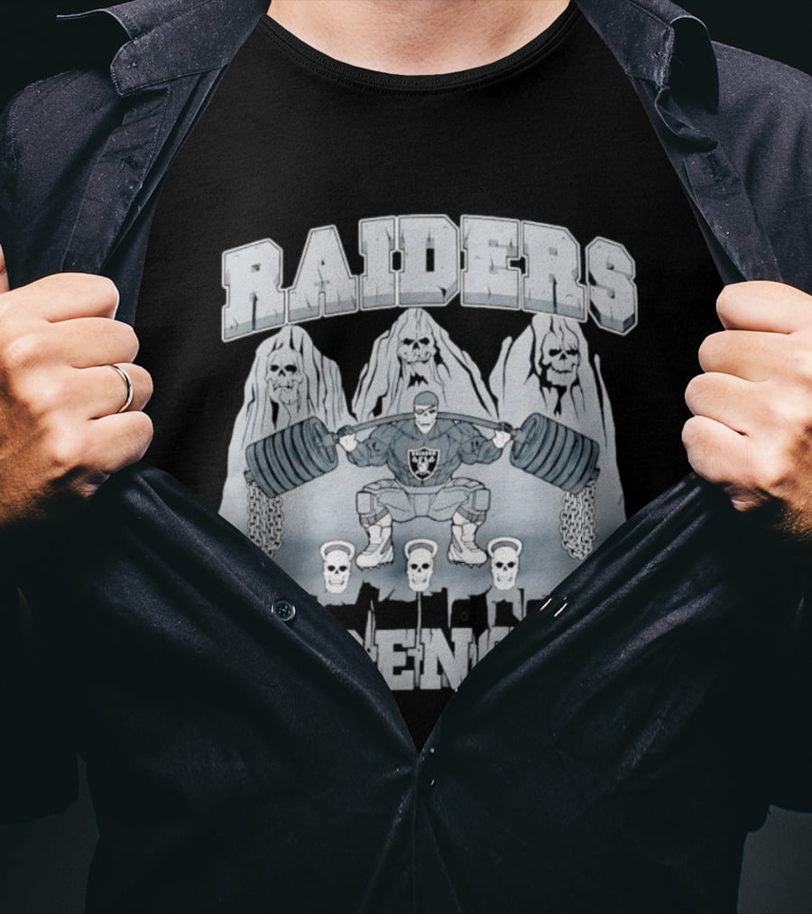 Raiders Strength Skull Weightlifter Grunge Style Powerlifting Motif T-Shirt