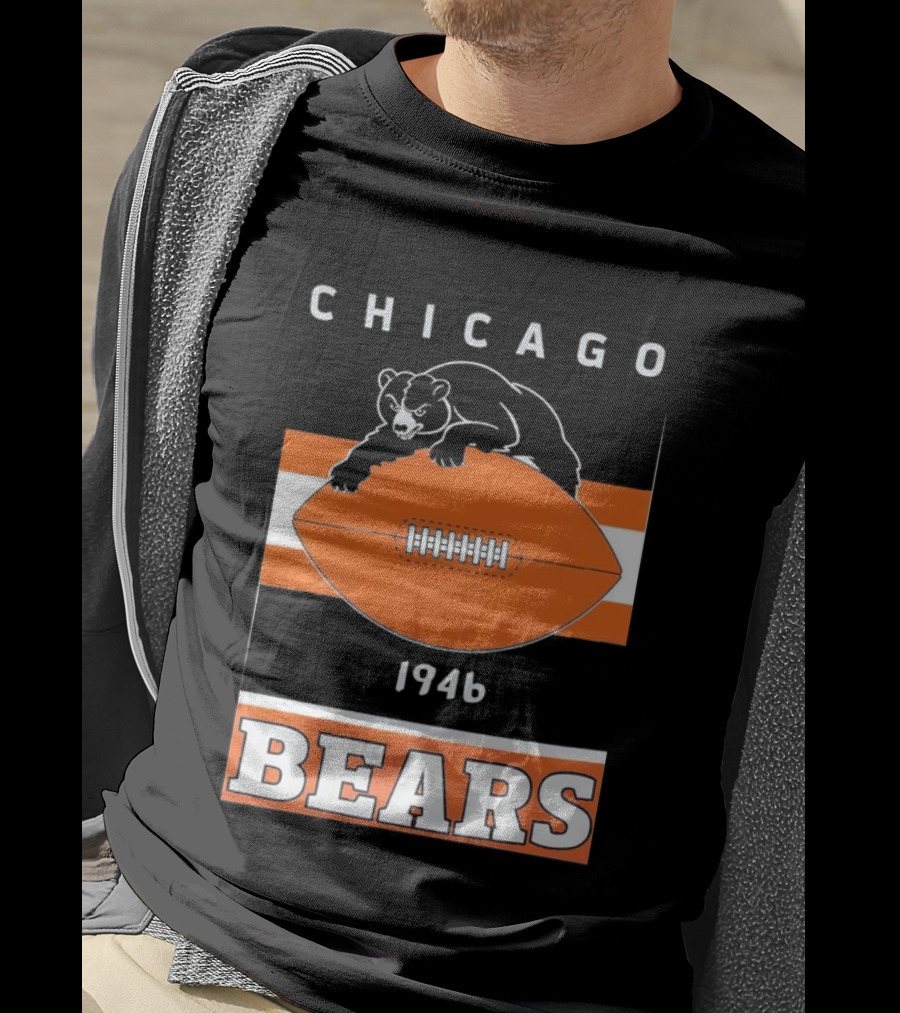 Chicago Bears 1946 Football Vintage Team History T-Shirt