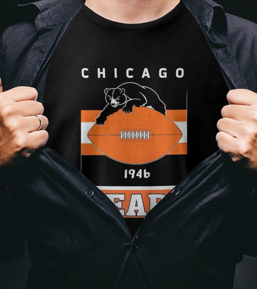 Chicago Bears 1946 Football Vintage Team History T-Shirt