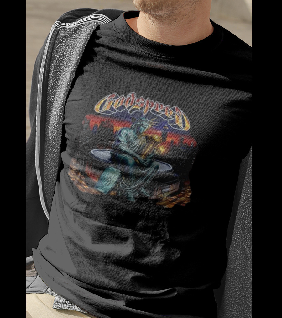 New York Knicks Godspeed Statue Of Liberty Basketball Cityscape T-Shirt