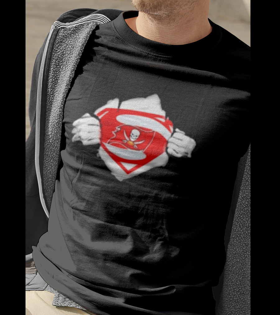 Tampa Bay Buccaneers Superpower Fan Symbol With Skulls Football Superman T-Shirt