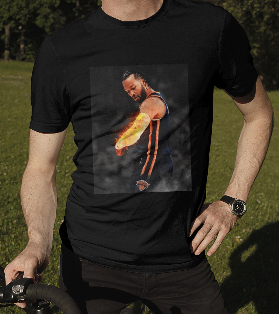 Happy International Lefthanders Day Jalen Brunson Knicks Player Flaming Arm T-Shirt