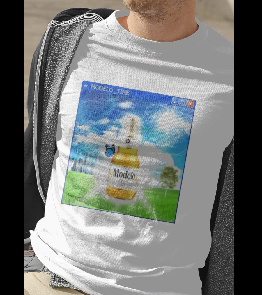 Modelo Time Frutiger Aero Aesthetic Butterfly Bottle Clouds Cityscape T-Shirt