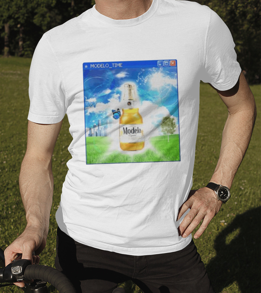 Modelo Time Frutiger Aero Aesthetic Butterfly Bottle Clouds Cityscape T-Shirt
