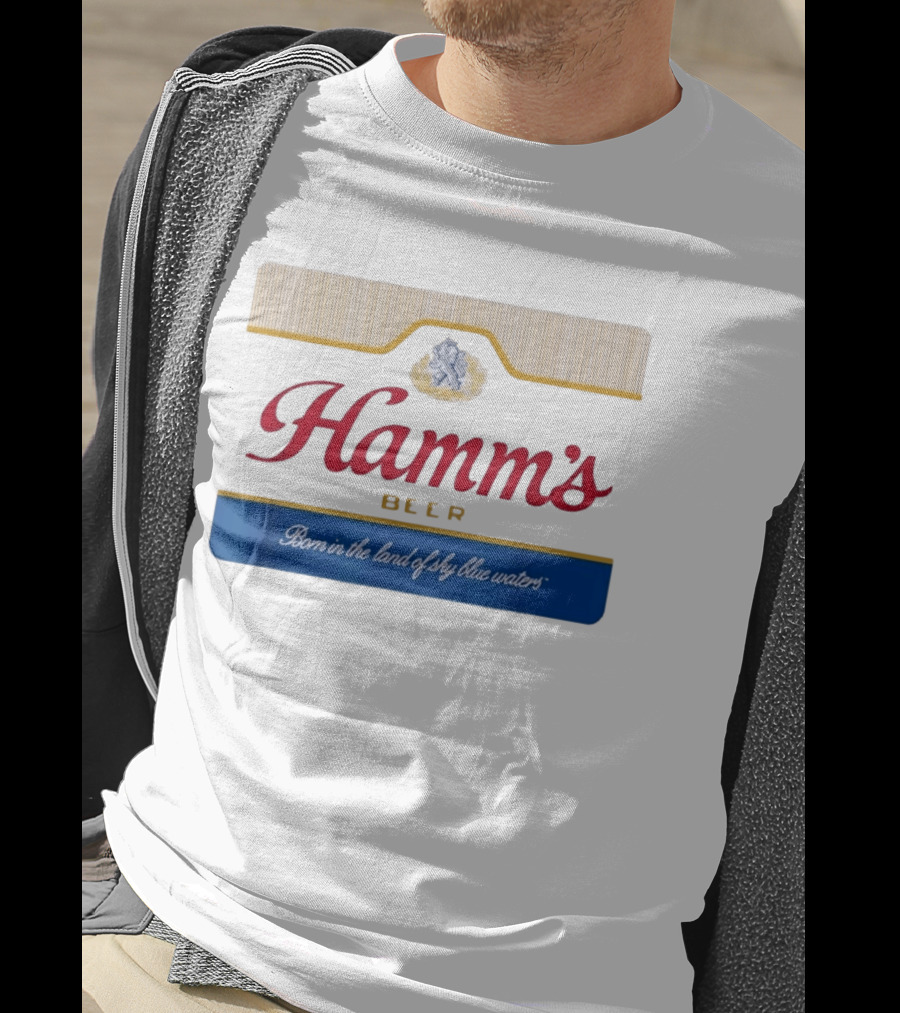 Hamm's Beer Born In The Land Of Sky Blue Waters Vintage Branding T-Shirt